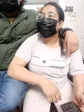 GangbangCouple online show from 13, 2, 2026