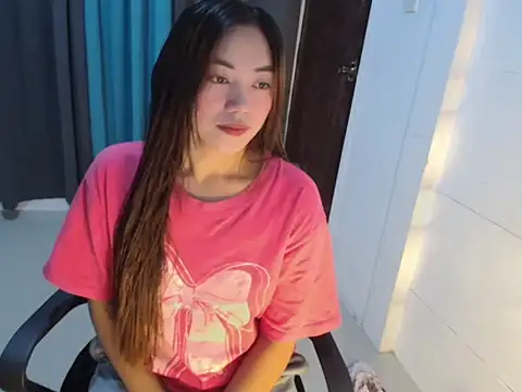 Snapshot of babydenxx69 chatting on 15, 4, 2026 babydenxx69 online show from 15, 4, 2026