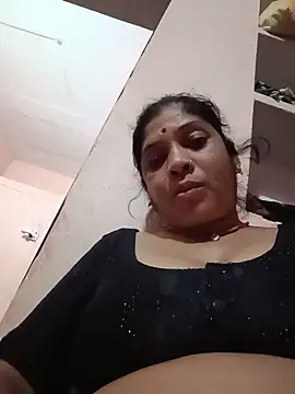 Snapshot of Horney_Bhabhi chatting on 28, 5, 2026 Horney Bhabhi online show from 28, 5, 2026