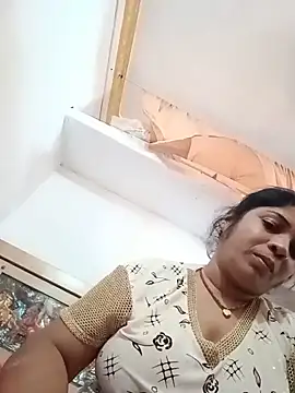 Snapshot of Horney_Bhabhi chatting on 2, 6, 2026 Horney Bhabhi online show from 2, 6, 2026