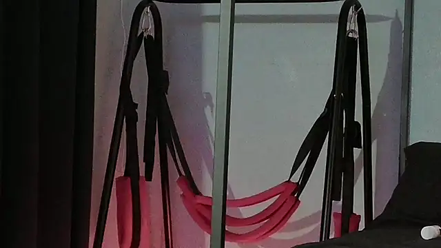 bellaskeykeeper online show from 13, 2, 2026