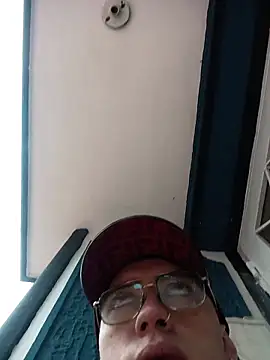 Emmanuel Lust online show from 24, 2, 2026