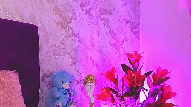 EllinaNuria online show from 23, 2, 2026