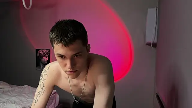 Snapshot of cronck52 chatting on 19, 4, 2026 cronck52 online show from 19, 4, 2026
