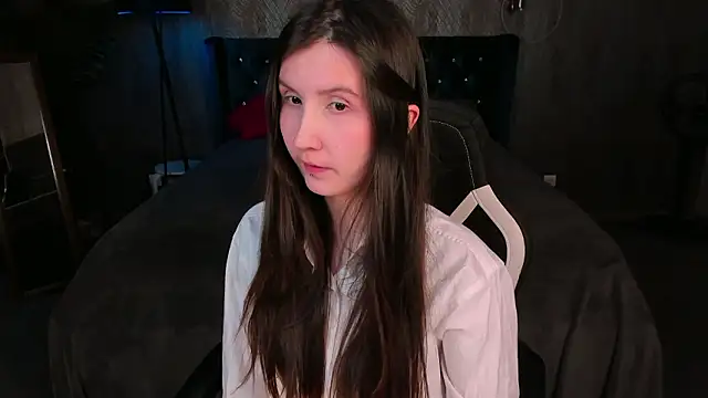 avrora shy  online show from 10, 2, 2026