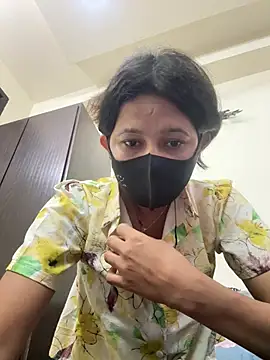 Snapshot of raavigirl chatting on 21, 2, 2026 raavigirl online show from 21, 2, 2026