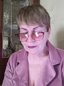 SophieBurns online show from 29, 5, 2026