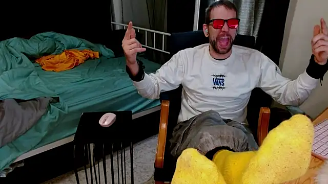 Snapshot of cguffey2284 chatting on 23, 2, 2026 cguffey2284 online show from 23, 2, 2026