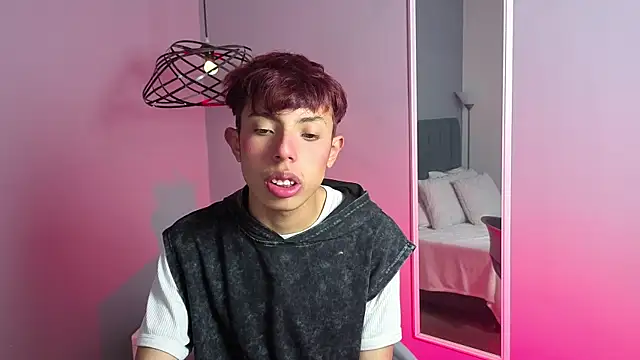 Snapshot of _camilo_ortiz chatting on 31, 3, 2026 camilo ortiz online show from 31, 3, 2026