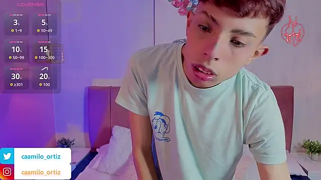 Snapshot of _camilo_ortiz chatting on 8, 4, 2026 camilo ortiz online show from 8, 4, 2026