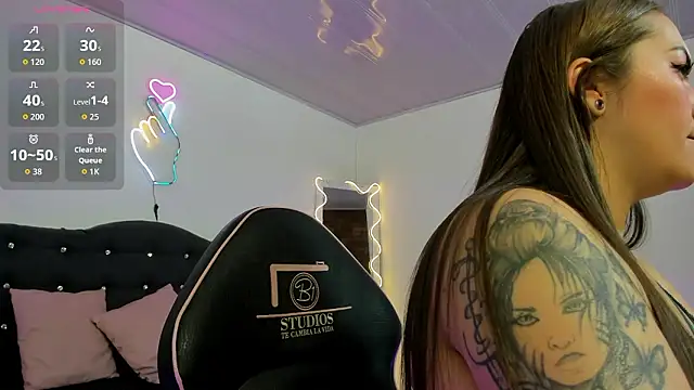 Snapshot of LUNAKITTY_TAY chatting on 27, 2, 2026 LUNAKITTY TAY online show from 27, 2, 2026