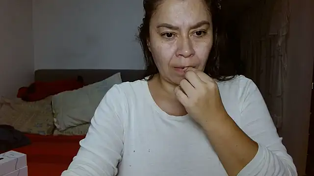 Snapshot of Karo_sexy chatting on 24, 12, 2024 Karo sexy online show from 24, 12, 2024