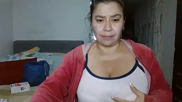 Snapshot of Karo_sexy chatting on 1, 1, 2025 Karo sexy online show from 1, 1, 2025