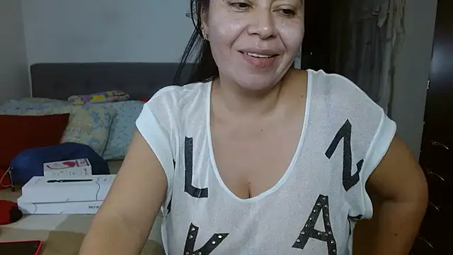 Snapshot of Karo_sexy chatting on 24, 2, 2025 Karo sexy online show from 24, 2, 2025