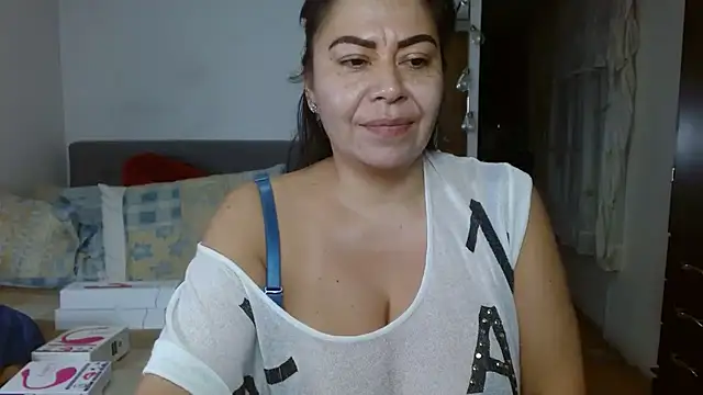 Snapshot of Karo_sexy chatting on 27, 2, 2025 Karo sexy online show from 27, 2, 2025