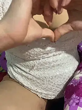 Snapshot of hamoi11 chatting on 11, 2, 2026 hamoi11 online show from 11, 2, 2026