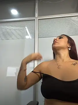 Snapshot of Emily_Harpeer chatting on 18, 2, 2026 Emily Harpeer online show from 18, 2, 2026