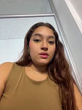 Snapshot of Emily_Harpeer chatting on 22, 5, 2026 Emily Harpeer online show from 22, 5, 2026