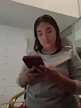 Snapshot of Emily_Harpeer chatting on 28, 5, 2026 Emily Harpeer online show from 28, 5, 2026