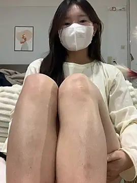 Snapshot of Rin-yiyi chatting on 12, 2, 2026 Rin-yiyi online show from 12, 2, 2026