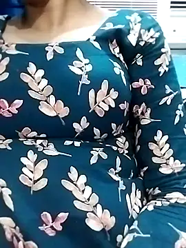 Radhika-sexy online show from 20, 2, 2026