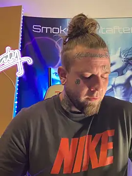 Snapshot of Smokebluntafterblunt chatting on 2, 3, 2026 Smokebluntafterblunt online show from 2, 3, 2026