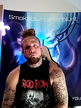Smokebluntafterblunt online show from 13, 3, 2026