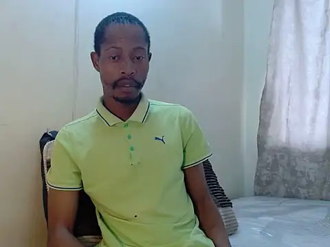 Snapshot of MRSHYGUY29 chatting on 21, 5, 2026 MRSHYGUY29 online show from 21, 5, 2026