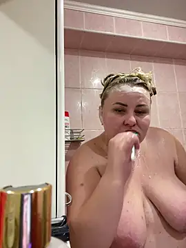 Mommy-girl-Lola online show from 17, 2, 2026