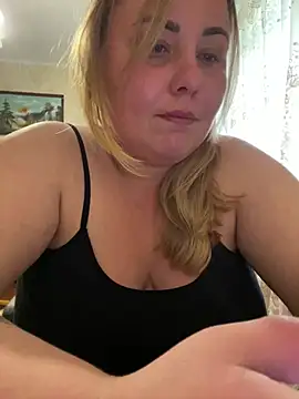 Mommy-girl-Lola online show from 3, 6, 2026