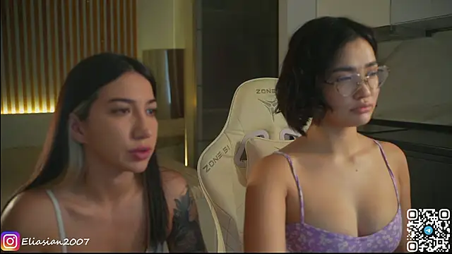 Snapshot of Eliasian chatting on 2, 3, 2026 Eliasian online show from 2, 3, 2026