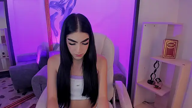 Snapshot of lorraineHunter chatting on 19, 5, 2026 lorraineHunter online show from 19, 5, 2026