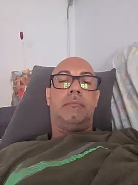 Snapshot of pareja47 chatting on 18, 7, 2026 pareja47 online show from 18, 7, 2026