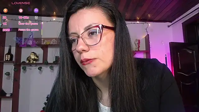 Snapshot of QueenRose94 chatting on 16, 3, 2026 QueenRose94 online show from 16, 3, 2026