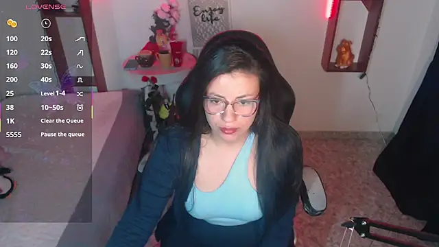 Snapshot of QueenRose94 chatting on 19, 3, 2026 QueenRose94 online show from 19, 3, 2026