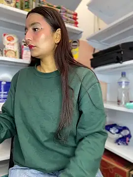 -BabyLuna online show from 9, 4, 2026