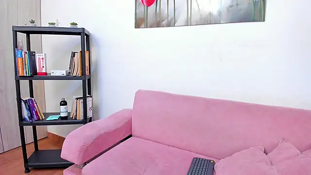 Snapshot of Kitty_f00x chatting on 11, 6, 2026 Kitty f00x online show from 11, 6, 2026
