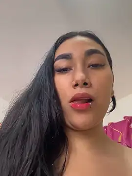 Snapshot of Mia__Starxxx chatting on 27, 5, 2026 Mia Starxxx online show from 27, 5, 2026