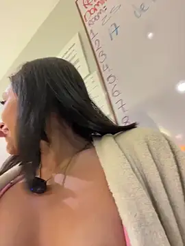 Nanda vixen  online show from 15, 5, 2026