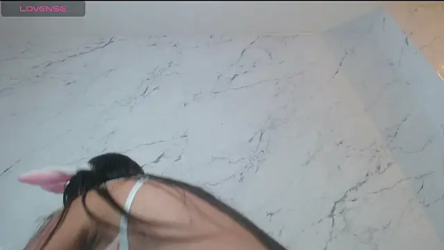 lili mint tf online show from 8, 4, 2026