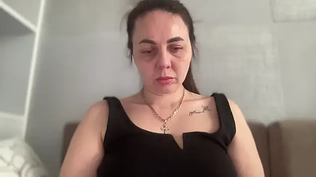 Darsy Rox online show from 10, 4, 2026