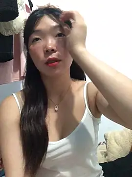 Snapshot of cuty_lusy chatting on 12, 6, 2026 cuty lusy online show from 12, 6, 2026