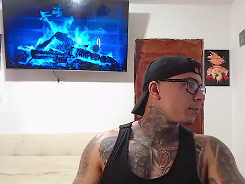 maxstrom111 online show from 24, 2, 2026