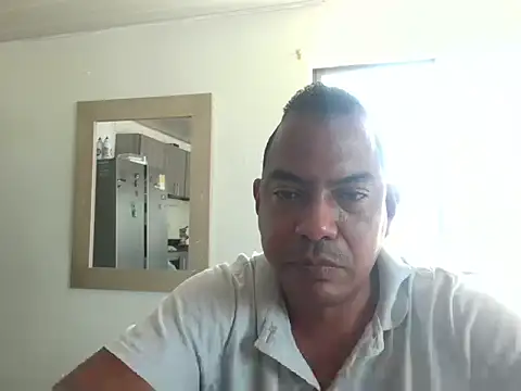 Snapshot of Quillero18 chatting on 28, 7, 2026 Quillero18 online show from 28, 7, 2026