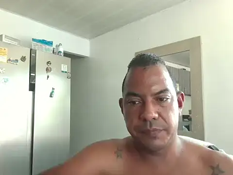 Snapshot of Quillero18 chatting on 28, 7, 2026 Quillero18 online show from 28, 7, 2026