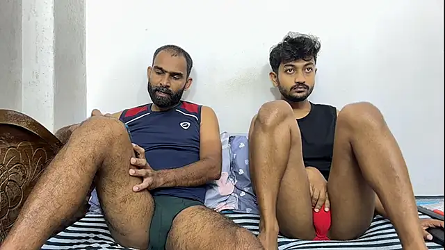 Snapshot of DesiDaddyandSon chatting on 19, 6, 2026 DesiDaddyandSon online show from 19, 6, 2026