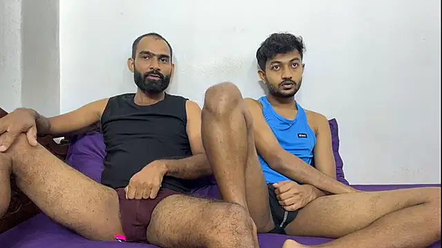 Snapshot of DesiDaddyandSon chatting on 24, 7, 2026 DesiDaddyandSon online show from 24, 7, 2026