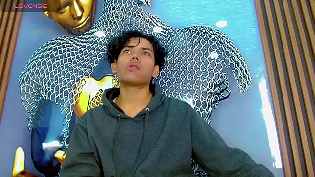 Snapshot of DaviidBuckx_ chatting on 28, 2, 2026 DaviidBuckx online show from 28, 2, 2026