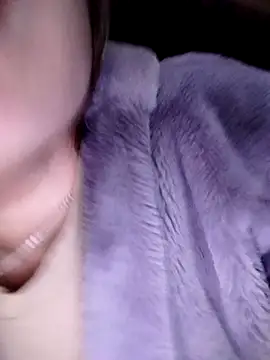 Snapshot of Yiyoongg chatting on 13, 2, 2026 Yiyoongg online show from 13, 2, 2026