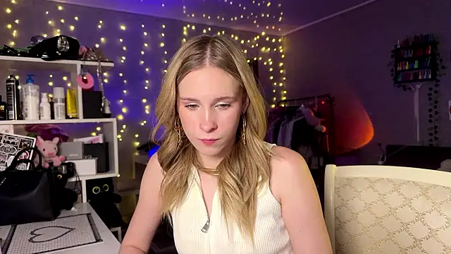 amily sunray online show from 15, 3, 2026